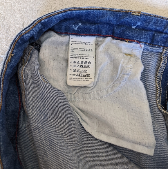 Tommy Hilfiger Crop Jeans Nautical Anchors Size 10 - Picture 3 of 10